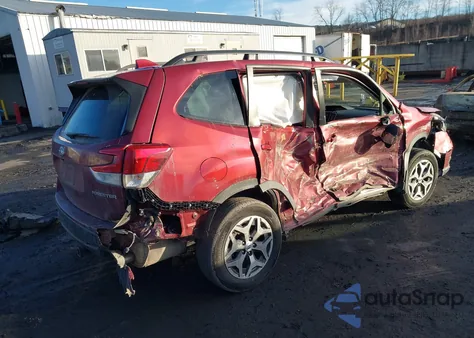 2023 Subaru Forester Premium z USA, uszkodzony, nr VIN JF2SKAEC9PH498935